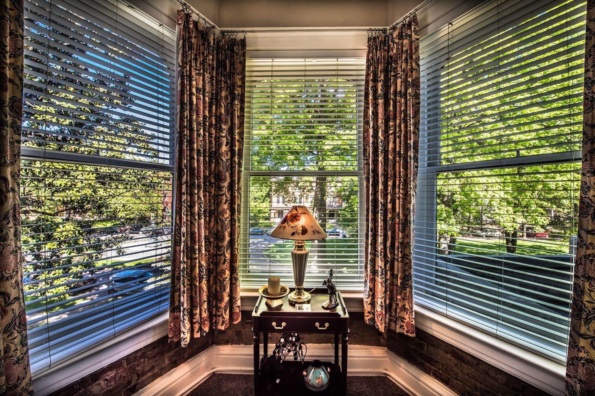 Inn At St James Court Louisville-Jefferson County Extérieur photo